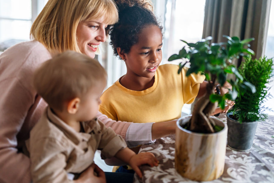 Kids in learning activity with private educator